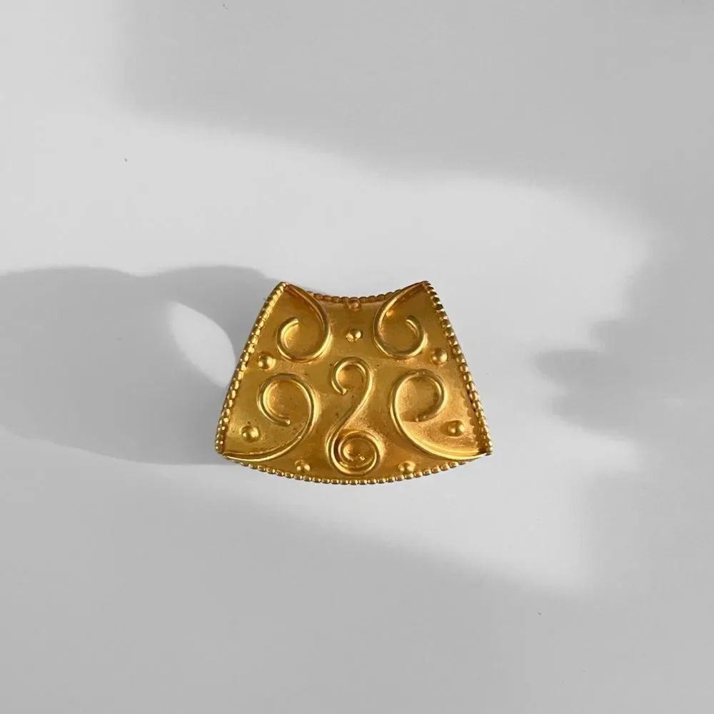 Vintage Matte Gold Scarf Loop Accessory